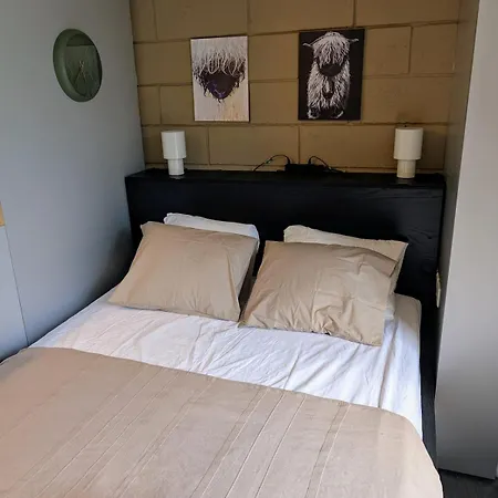 Apartman Maison-studio Cosy Avec Jardin Sierre